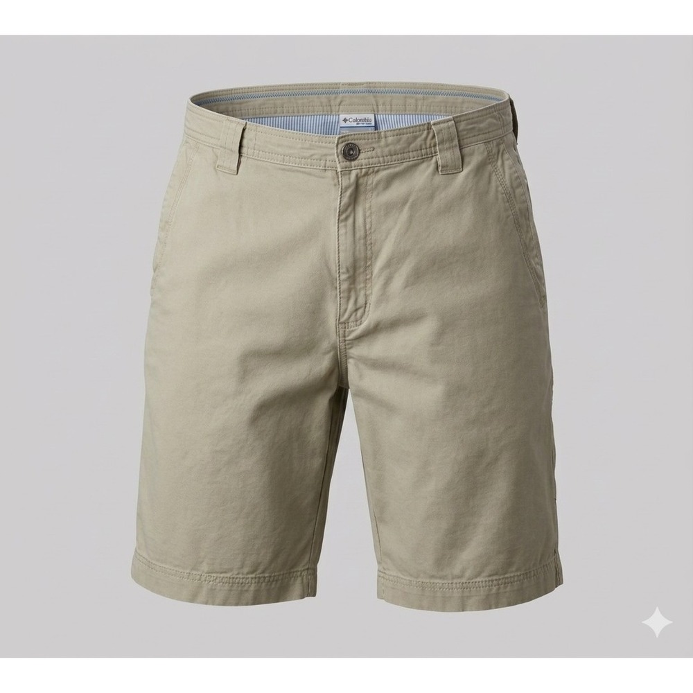 Columbia 111AM4541 Men's Khaki Color Denim Cargo Hiking Shorts. Size 38x11